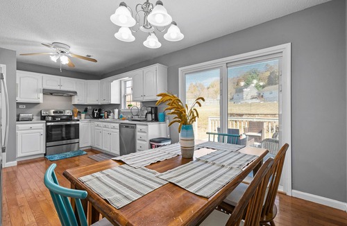 Collegedale House | Owl's Nest: Modern Cottage, Spacious Yard