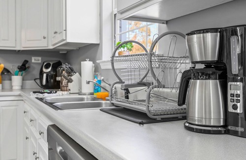 Collegedale House | Owl's Nest: Modern Cottage, Spacious Yard