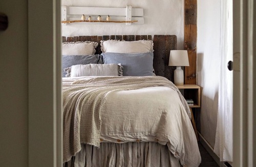 Carrying Place Hotel | Owl's Nest Suites