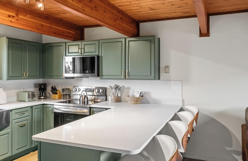 West Yellowstone House | Owl's Nest