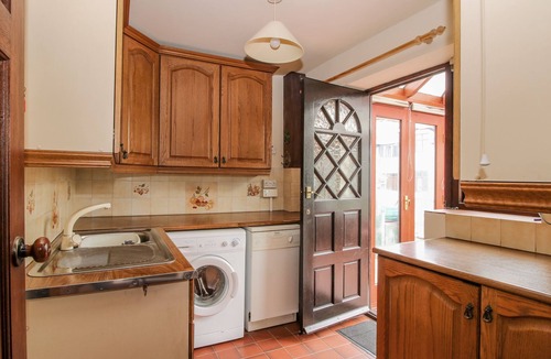 Hyssington Cottage | Owlbury Hall Barn