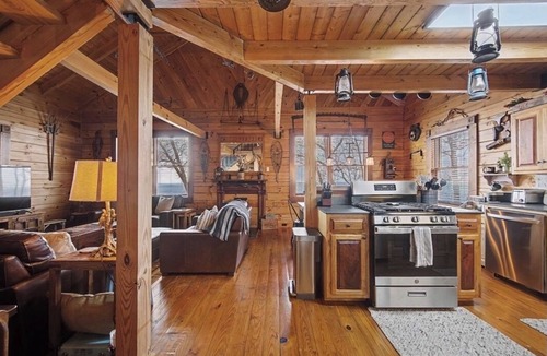 Valley Head Cabin | Owl’s Hollow - Stunning Brow View