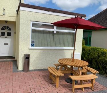 Kidlington House | Oxford Bed and Breakfast