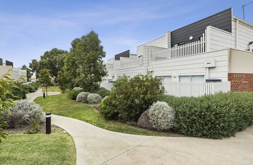 Whittington Apartment | Oxford Central Geelong 5