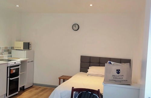 Headington Bed & Breakfast | Oxford Guest House