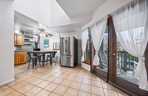 Downtown Rochester Apartment | Oxford-Park Avenue Luxury Suite