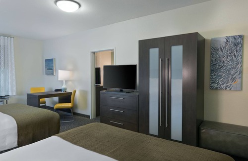 Meridian Hotel | Oxford Suites Bellingham