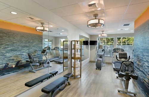 Meridian Hotel | Oxford Suites Bellingham