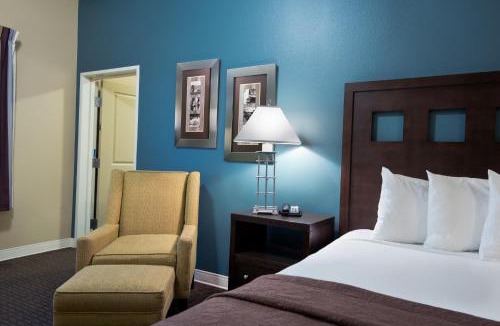 Silverdale Hotel | Oxford Suites Silverdale