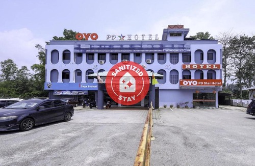 Taman Mewah Hotel | OYO 1136 Pd Star Hotel