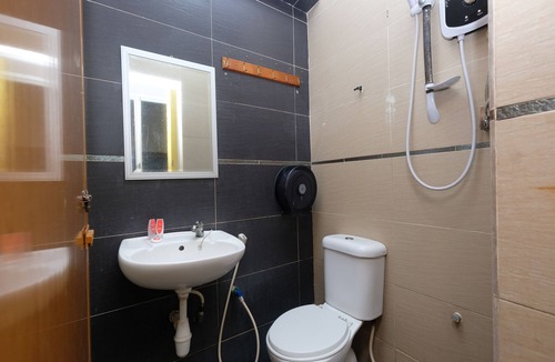 Taman Rotan Tunggal Hotel | OYO 1190 Nice Stay Hotel