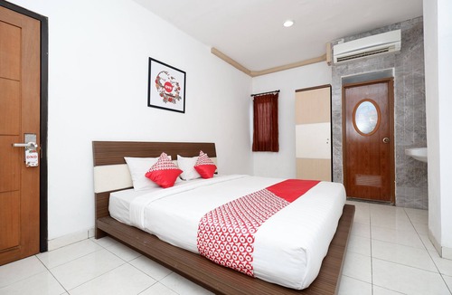 Semarang House | OYO 1251 Residence 8