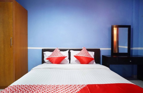 Balikpapan Hotel | OYO 1272 Grand Garuda Guest House