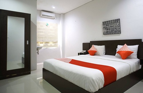 Balikpapan Hotel | OYO 1477 Athar 88 Hotel
