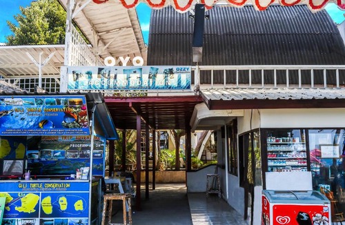 Gili Trawangan Hotel | OYO 1544 Ozzy Cottage & Bungalow