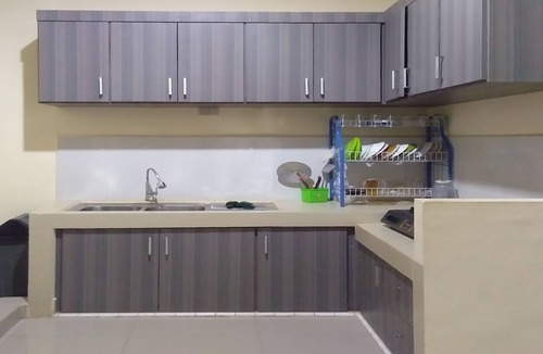 Ambarita Hotel | OYO 1694 Pariban Homestay