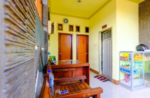 Mataram Hotel | OYO 1787 Sekardiyu Guesthouse