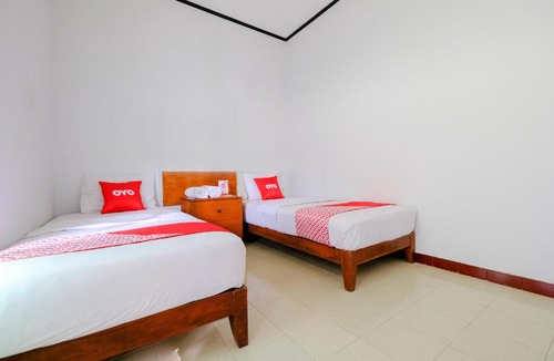 Senggigi Hotel | OYO 1929 Senggigi Hill View Homestay Syariah