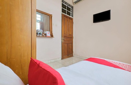 Condongcatur Hotel | OYO 2061 Rizki Dhira Guest House Syariah