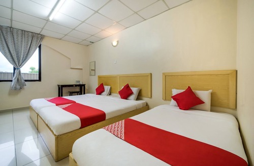 Butterworth Hotel | OYO 301 River Inn Hotel