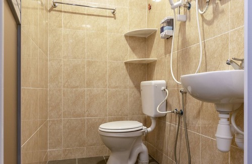 Muar Hotel | OYO 778 BMW 2 Hotel