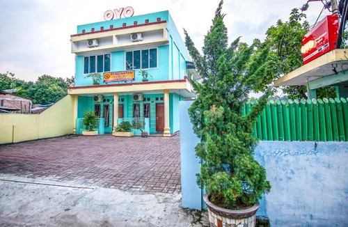 Pematangsiantar Hotel | OYO 796 Penginapan Fergael