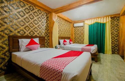 Cikakak Hotel | OYO 867 Bettah Coba Homestay