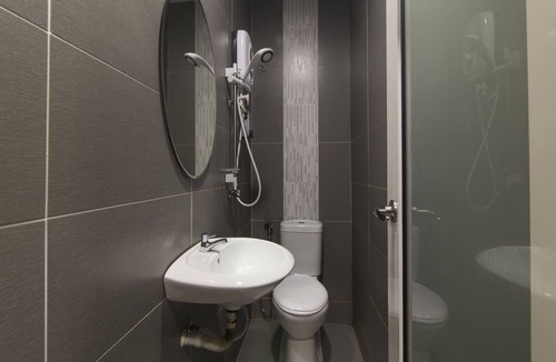 Ara Damansara Hotel | OYO 876 Hotel Sanctuary