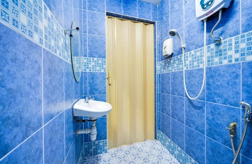 Kampung Kastam Hotel | OYO 89461 CP Hotel