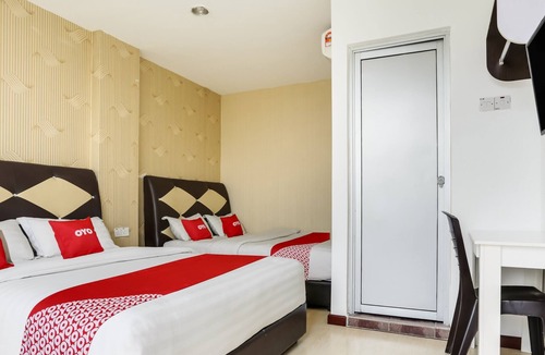 Kajang Hotel | OYO 89583 Grove Hotel