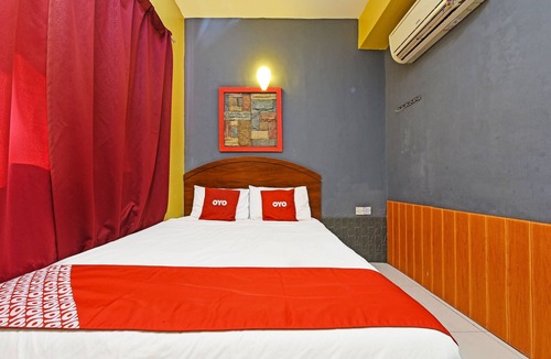 Nilai Hotel | OYO 89656 Melati Hotel Nilai