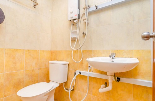 Daerah Kulai Hotel | OYO 89703 B Link Hotel