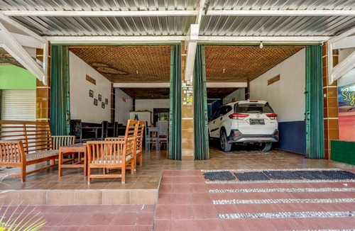 Kretek Hotel | OYO 90051 Guest House Parangtritis