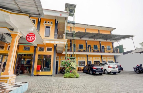 Sedati Hotel | OYO 90088 Hotel Mandiri Juanda
