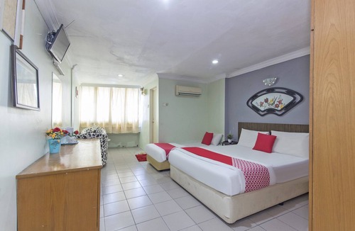 Kampung Sungai Raya Hotel | OYO 90118 Suntex Hotel