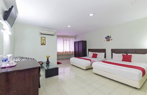 Kampung Sungai Raya Hotel | OYO 90118 Suntex Hotel
