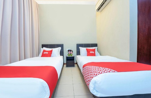 Kampung Morten Hotel | OYO 90340 Morten Villa