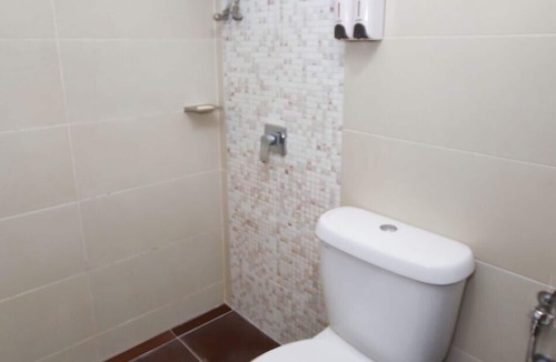 Taman Melawati Hotel | OYO 90345 TM Hotel