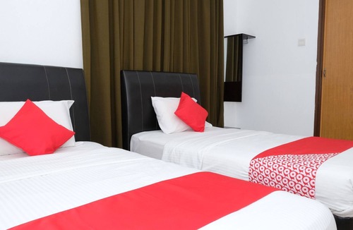 Kota Bharu Hotel | OYO 905 Hotel De'Light Villa