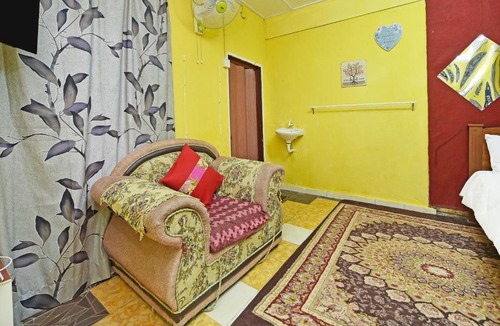 Kampung Merang Hotel | OYO 90519 Sibling Cottage