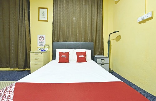Wakaf Bharu Hotel | OYO 90535 Wakaf Bharu Inn