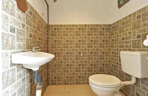 Kuala Rompin Hotel | OYO 90708 D'kuala Waterfront Chalet & Boat Charters