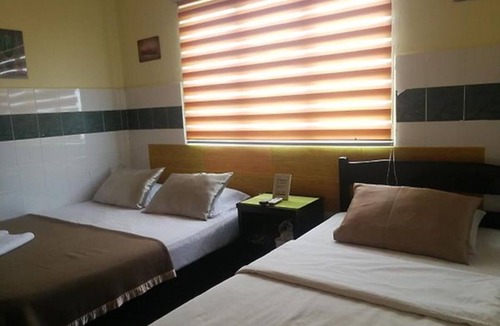 Alor Gajah Hotel | OYO 90762 Fs Dimensi Hotel