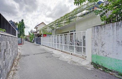 Central Yogyakarta Hotel | OYO 90804 Oma Uti Homestay Syariah