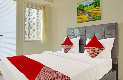 Depok Hotel | OYO 91217 Skyland @ Pgv Near Gunung Putri