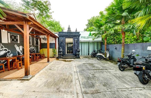 Condongcatur Hotel | OYO 91240 Jogja Amazon Green 2