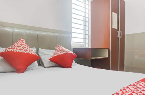 Makassar Hotel | OYO 91316 Hh Guest House Makassar