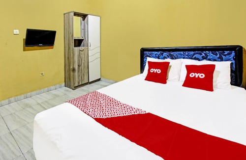 Kecamatan Janapria Hotel | OYO 91845 V ar House Near Pantai Tanjung Bias