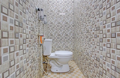 Temon Hotel | OYO 92045 Panca Putri Guest House