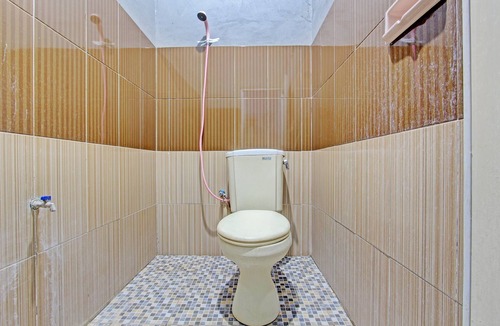 Wonogiri Hotel | OYO 92287 Hotel Aji Mantoro